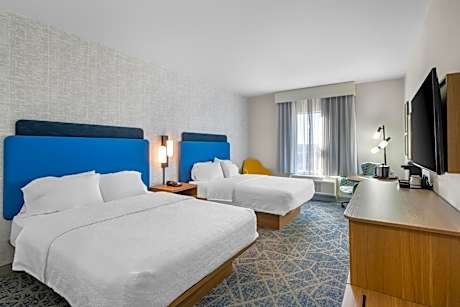 Room with Two Queen Beds - Non-Smoking