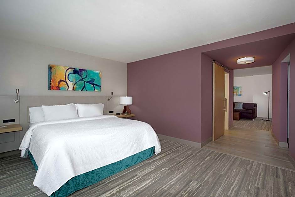 Hilton Garden Inn Omaha Aksarben Village