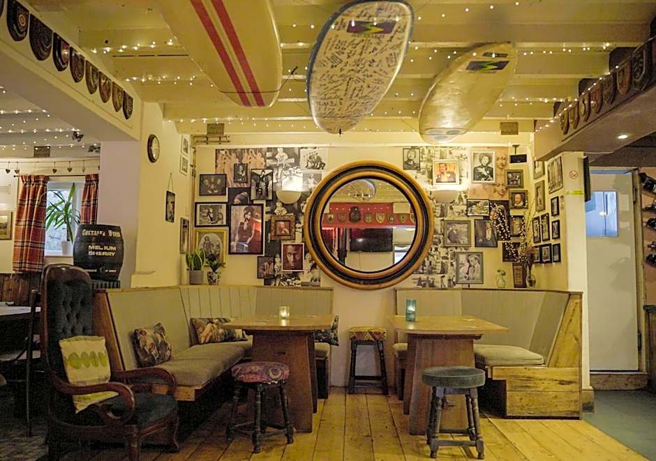 Manorbier Castle Inn Sunset Room