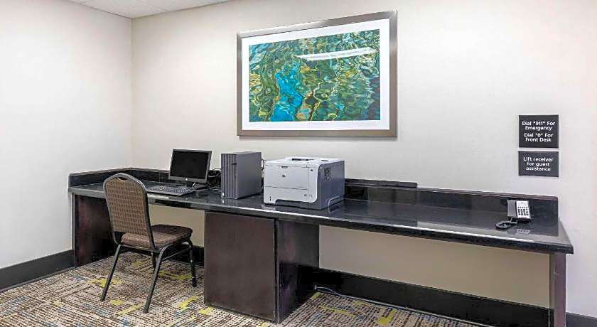 Comfort Inn Sherman - Denison Area