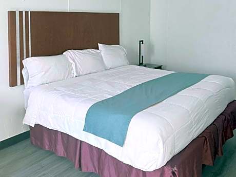 Rodeway Inn Enid South