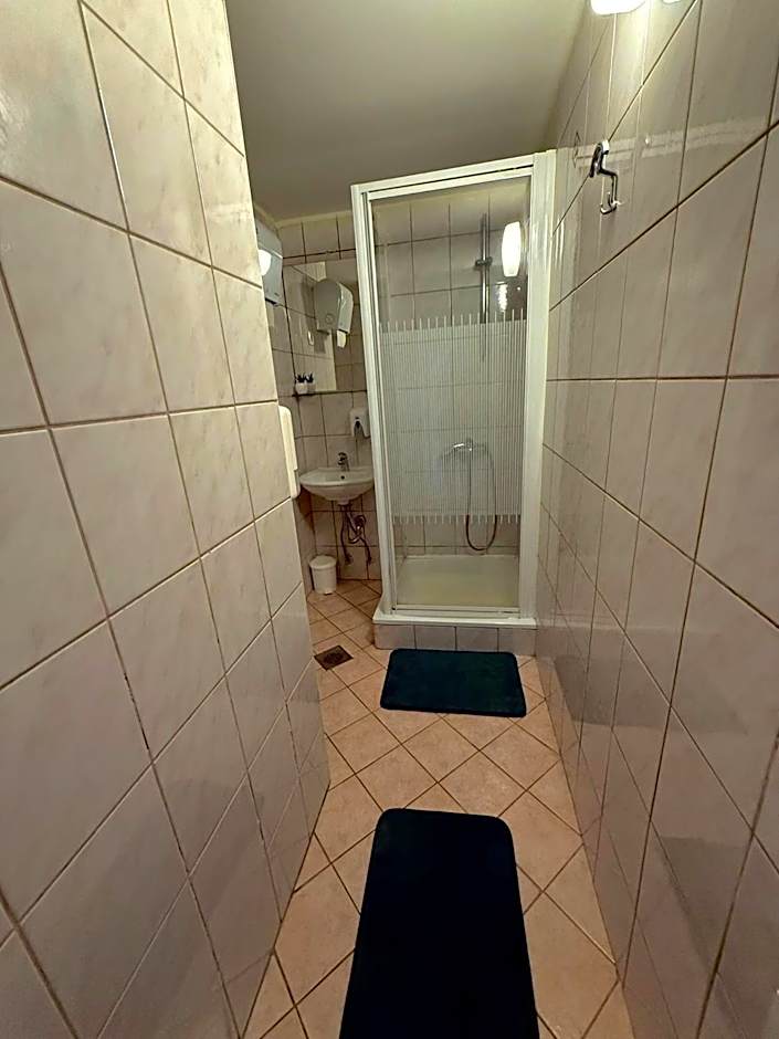 Bed & Breakfast LakeBled House