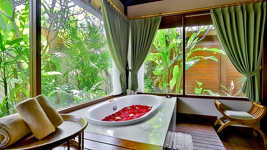 DISINI Luxury Spa Villa