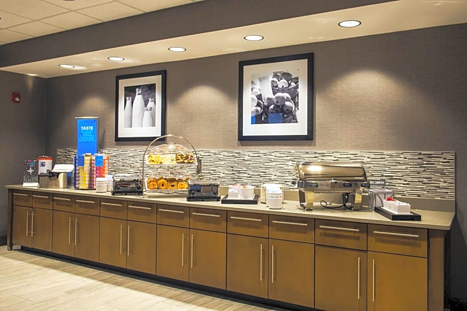 Hampton Inn & Suites/Foxborough/Mansfield