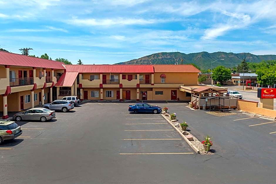 Econo Lodge Inn & Suites Durango
