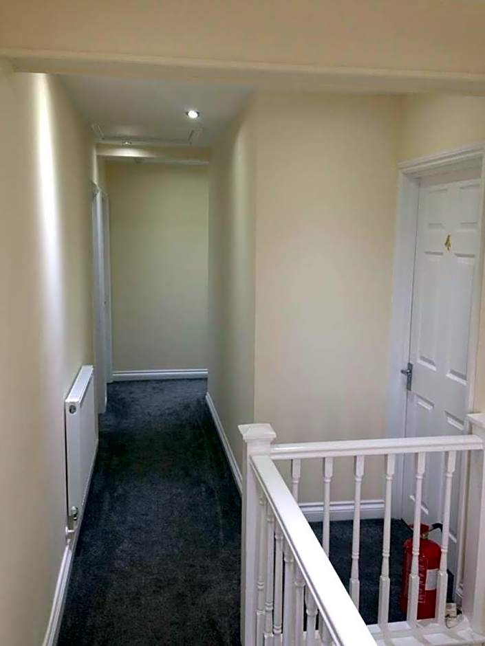 Airport Tavern Accommodation