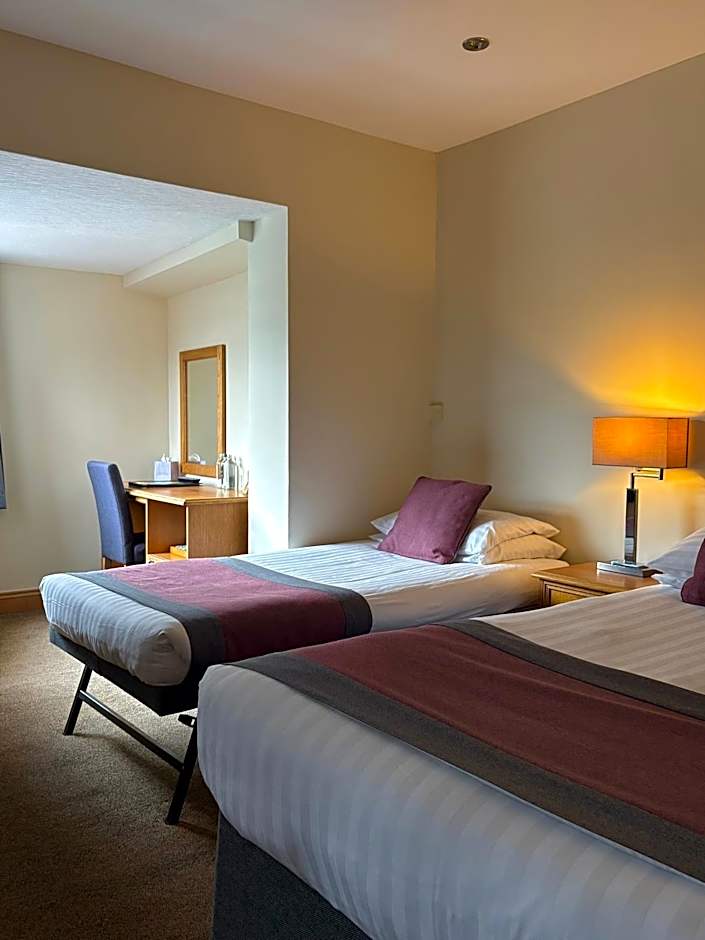 St. Davids Cross Hotel