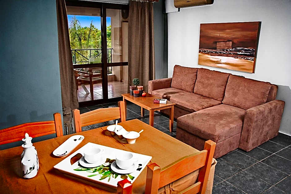 Mirtilos Studios & Apartments