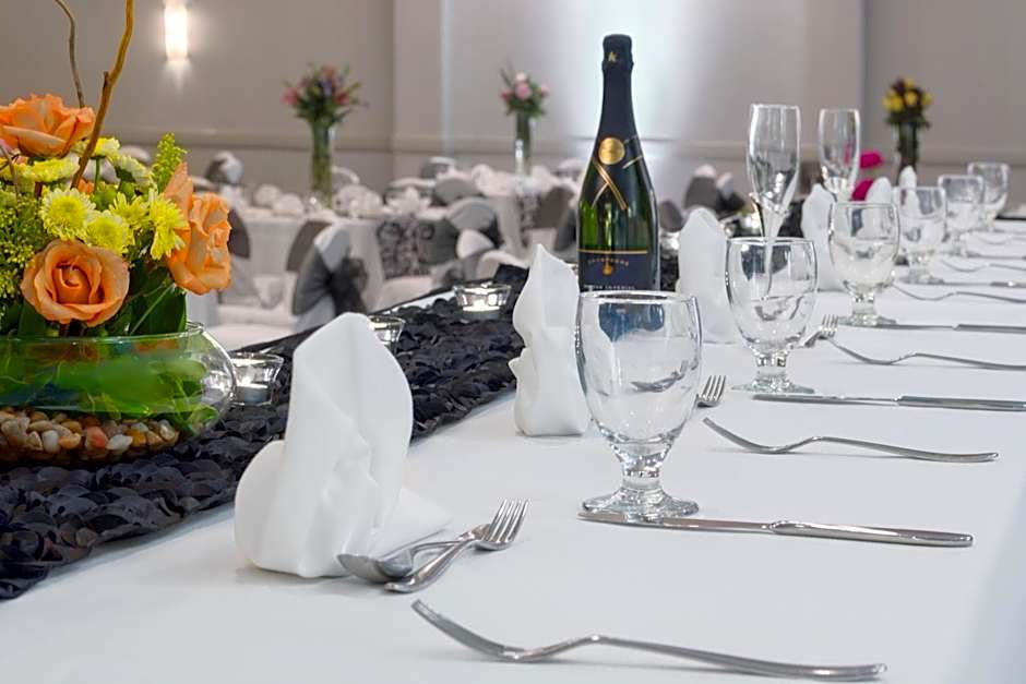 Sonesta Suites Dallas Park Central