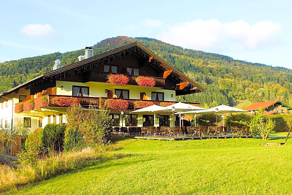 DEVA Hotel-Restaurant Fischerwirt inklusive Chiemgau Card