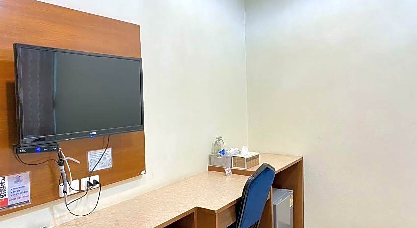 Chaophayathara Riverside Hotel