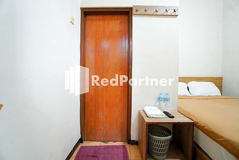 Bright Residence near ITC Mangga Dua Mitra RedDoorz