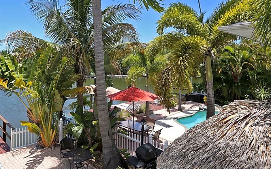 Manatee Bay Inn