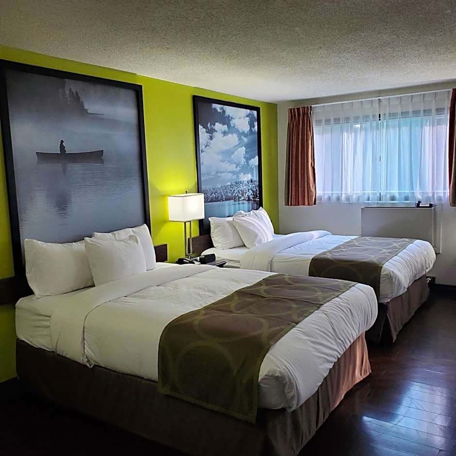 Super 8 by Wyndham Brockville