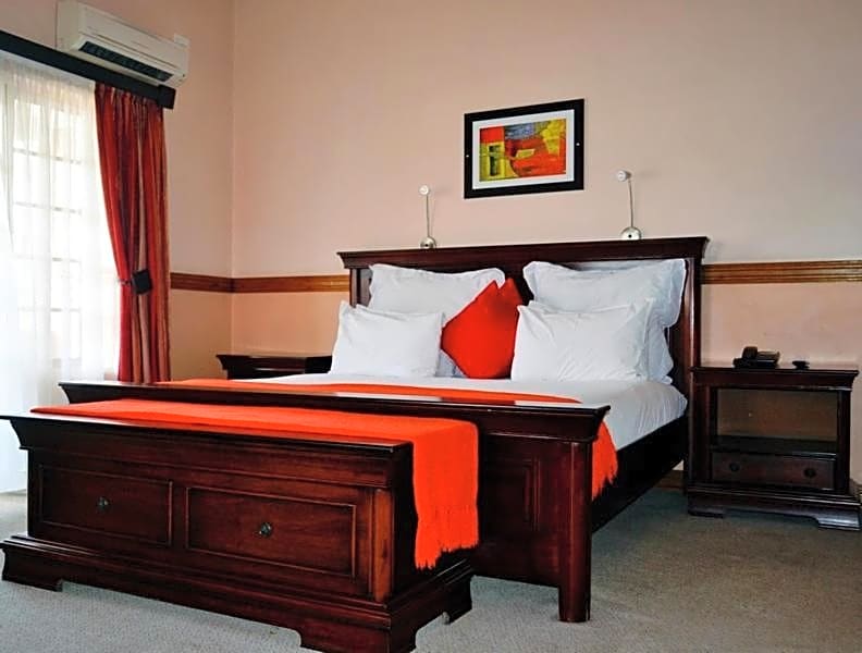Crown Hotel