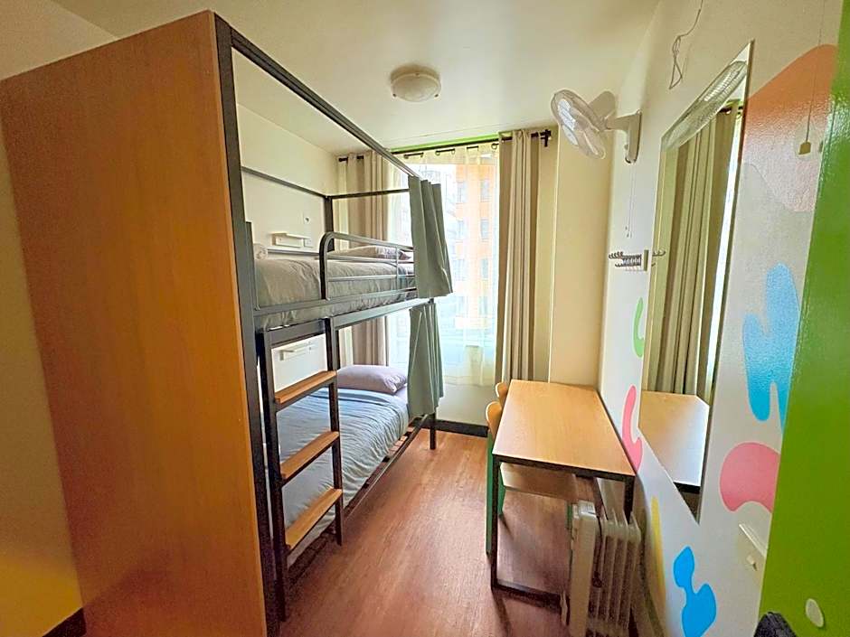 Flinders Backpackers