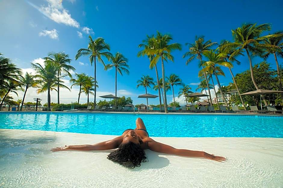 Mahogany Hotel Residence & Spa