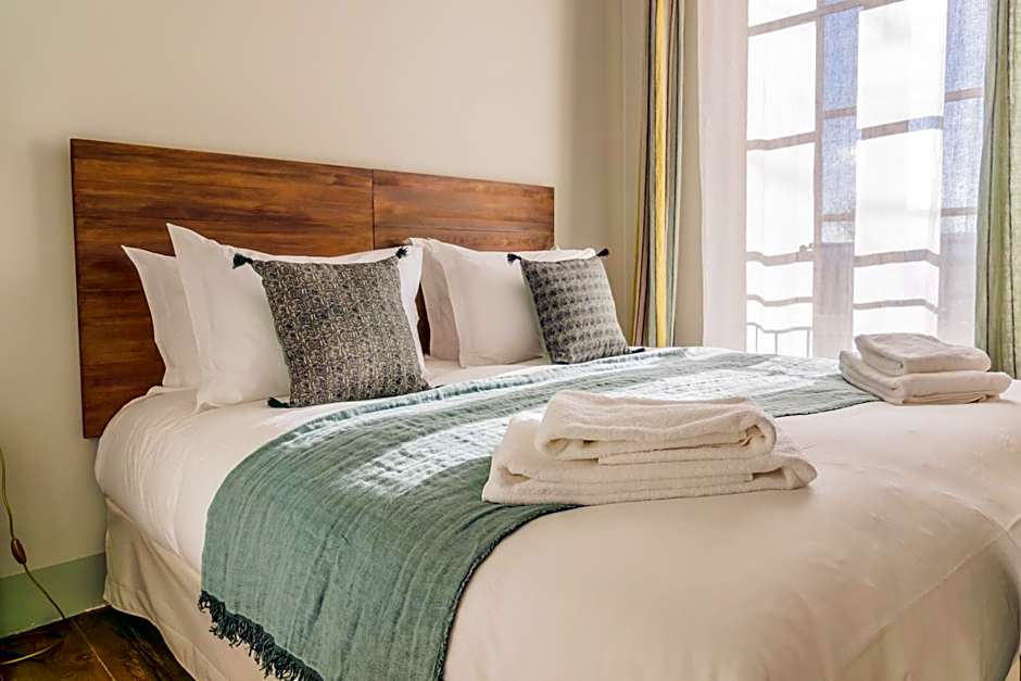 Château Saint Roux Le Luc-Le Cannet des Maures