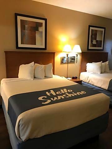 Days Inn by Wyndham Phenix City Near Fort Benning