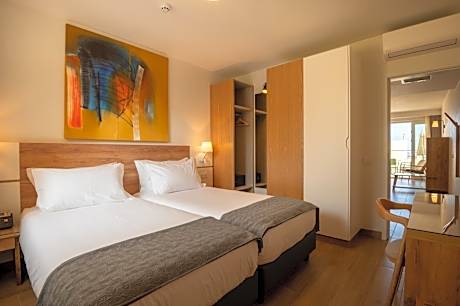 Suite with Balcony