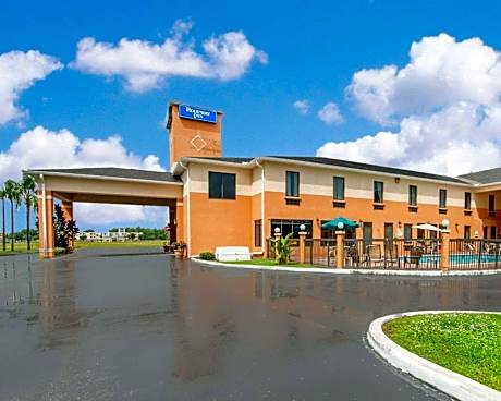 2 Double Beds, Smoking