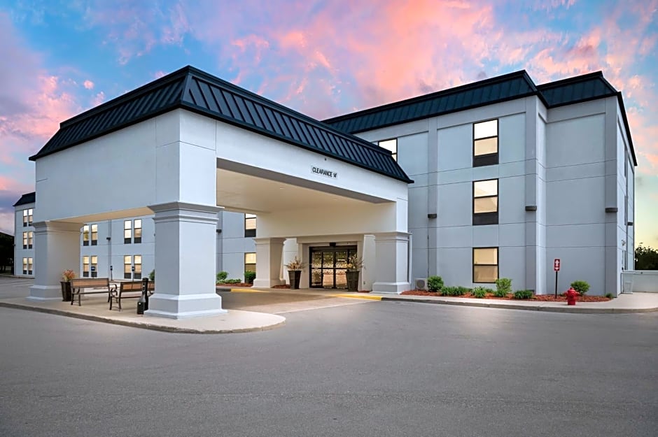 Hampton Inn By Hilton Grand Rapids-North