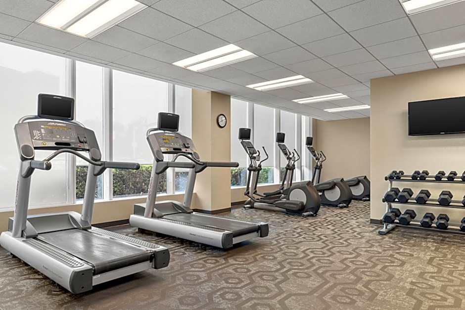 Residence Inn by Marriott New York The Bronx at Metro Center Atrium