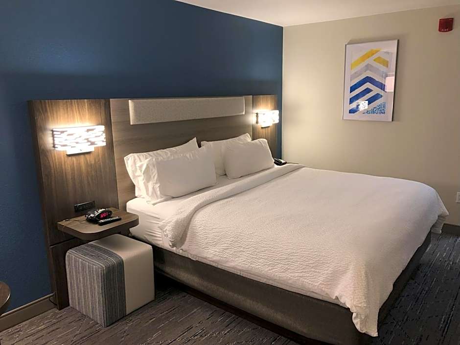 Holiday Inn Express Hotel & Suites Loveland By IHG