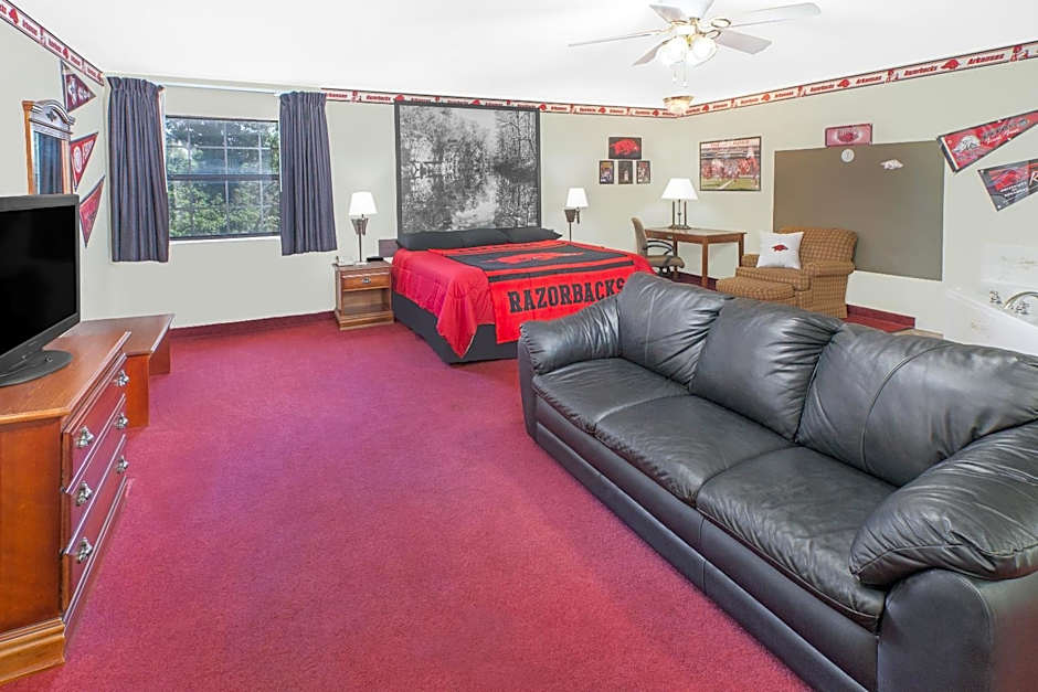 Super 8 by Wyndham Lowell/Bentonville/Rogers Area