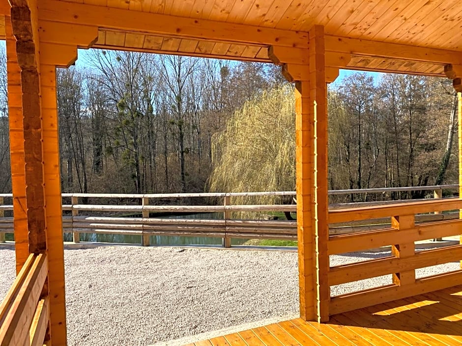 Les Chalets Du Marais