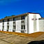 Lake Tree Inn & Suites