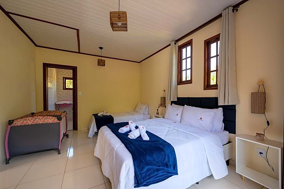 Casa Di Maria 4 Quartos a 500m Centro - Sauna, Piscina, Fogão a Lenha, Churrasqueira - ACESSO PRIVATIVO AO AO RIO - Ideal para famílias