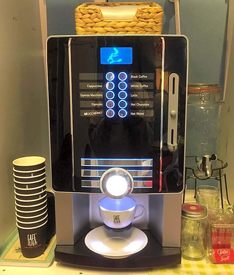 Hull Trinity Backpackers