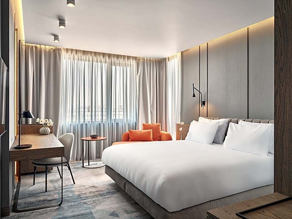 Foto 1 daripada 4 — Premium 1 King Bed, Corner, Lake View