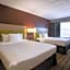 Comfort Inn & Suites St. Paul Northeast
