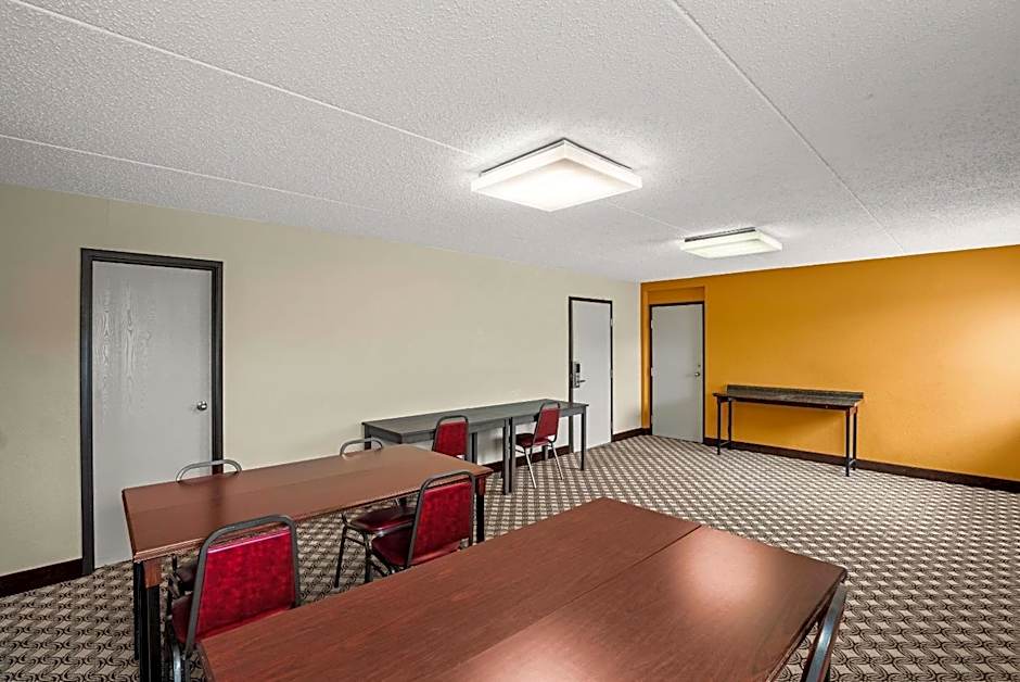 Suburban Studios Columbia Northwest