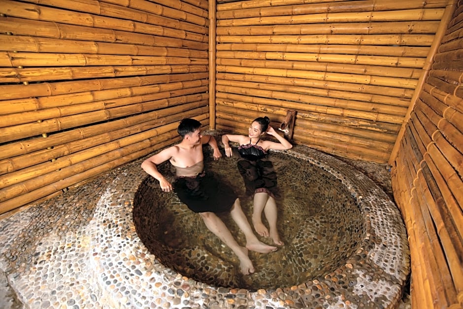 Le Champ Tu Le Resort Hot Spring & Spa