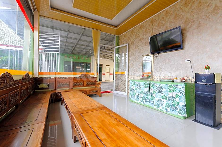 Homestay Hj Suharti Natar Lampung RedPartner