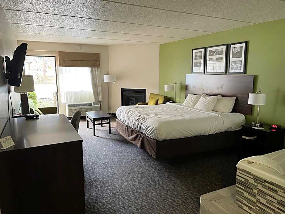 Sleep Inn & Suites Near Sports World Blvd.