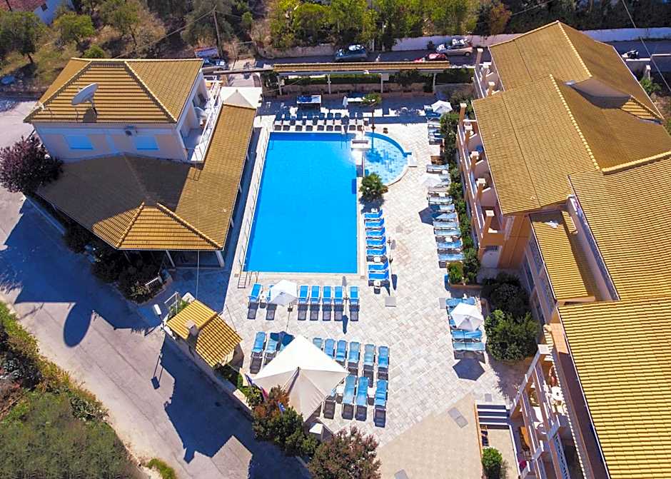 Kavos Plaza Hotel