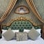 Friendly Venice Suites