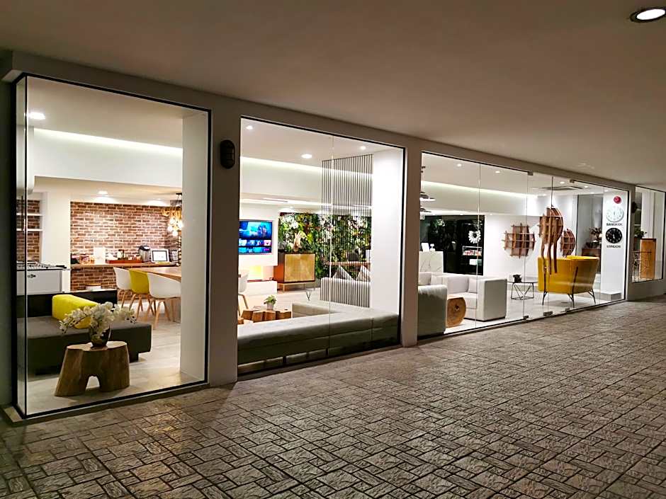 Benviar Tonson Residence