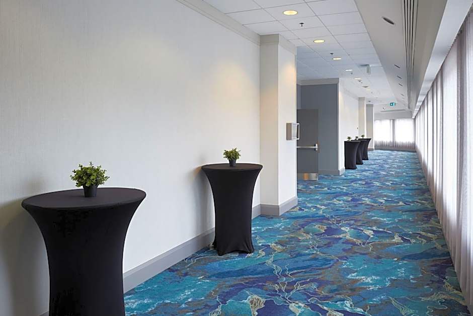 Holiday Inn & Suites Ottawa West - Kanata By IHG