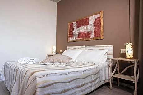 Superior Double or Twin Room with Balcony and Partial Sea View
