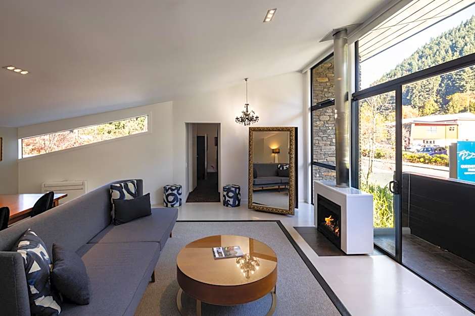 Queenstown Park Boutique Hotel