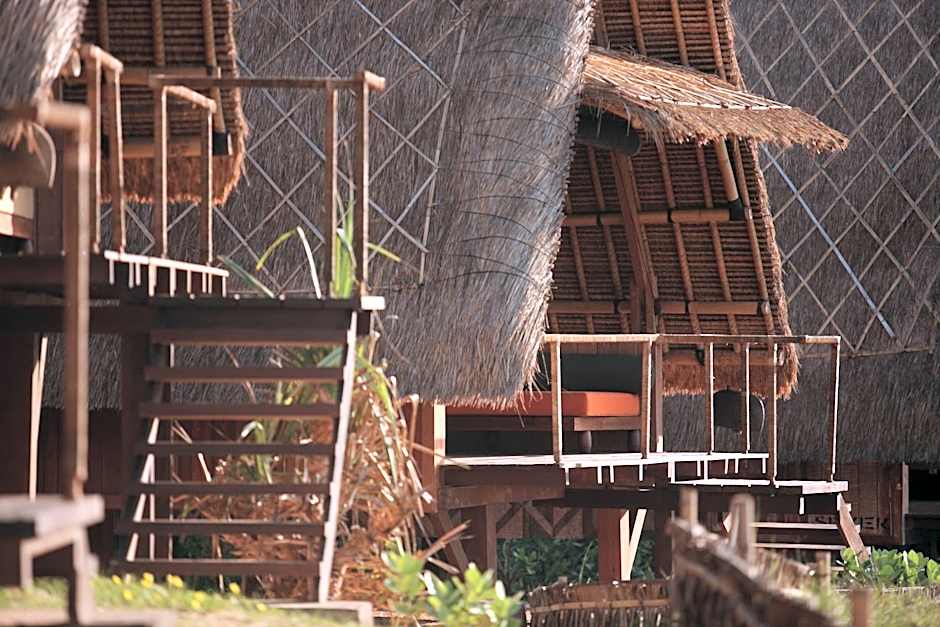 Jeeva Beloam Beach Camp