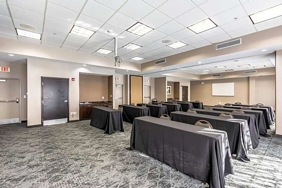 Holiday Inn Express & Suites - Lexington By IHG