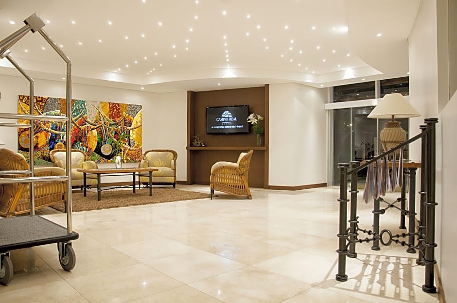 Camino Real Hotel
