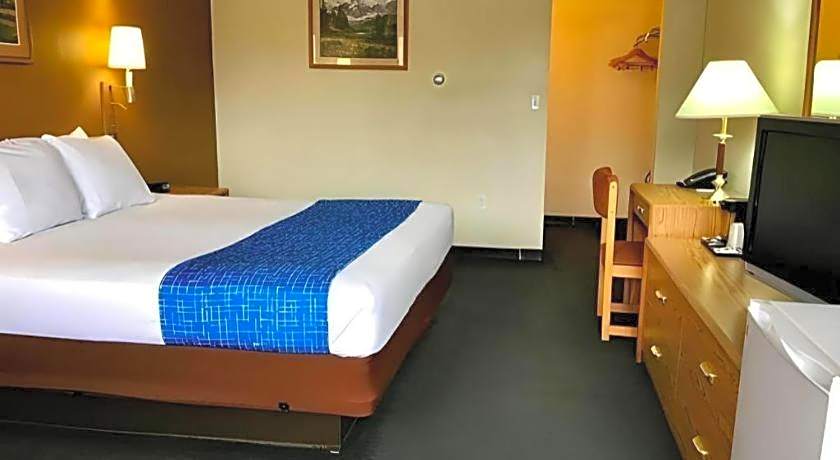 Travelodge by Wyndham Powell