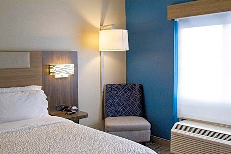 2 Queen Beds Standard Low Floor